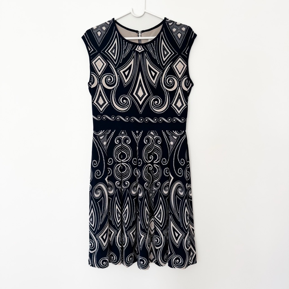 Stitch Fix Fleur and Stone Geometric Print Fit & Flare Dress – Size 8
